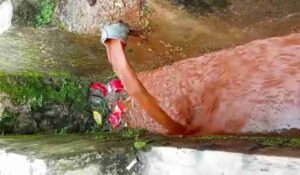 Aktivitas Perusahaan Tambang di Petasia Barat, Membuat Warga Sulit Mendapatkan Air Bersih.