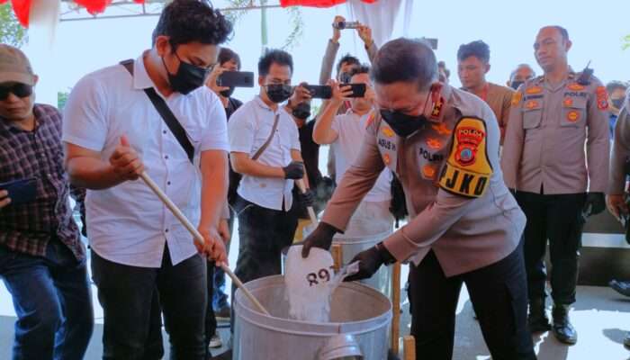 Polda Sulteng Musnahkan 41,5 Kilogram Sabu