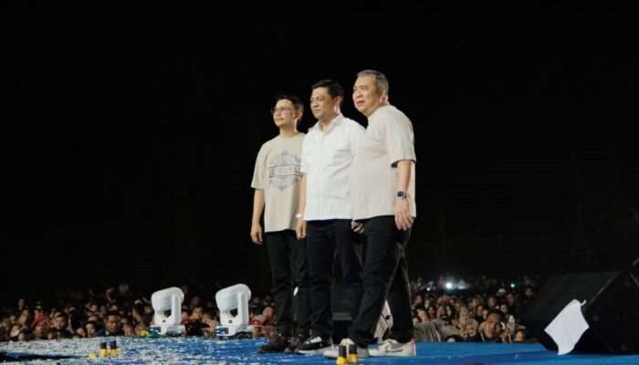 Hidayat Lamkarate dan Pasha Ungu Kompak Ajak Masyarakat Mendukung Pasangan Beramal