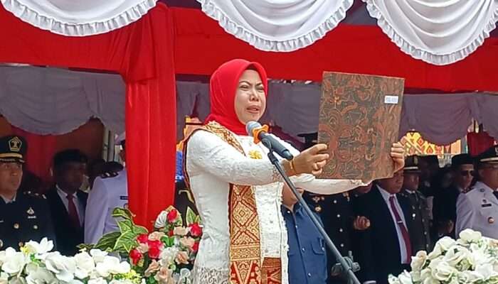 Ketua DPRD Morut Bacakan Teks Proklamasi Upacara HUT RI 79