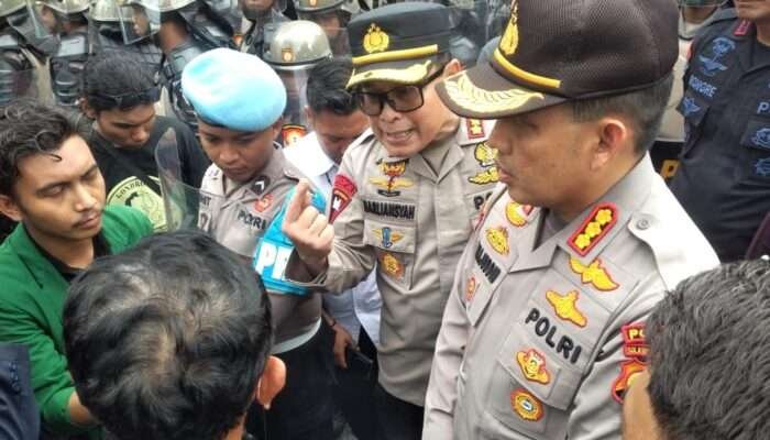 Koalisi Organisasi Pers Mengecam Tindakan Kekerasan Polisi terhadap Mahasiswa di Palu