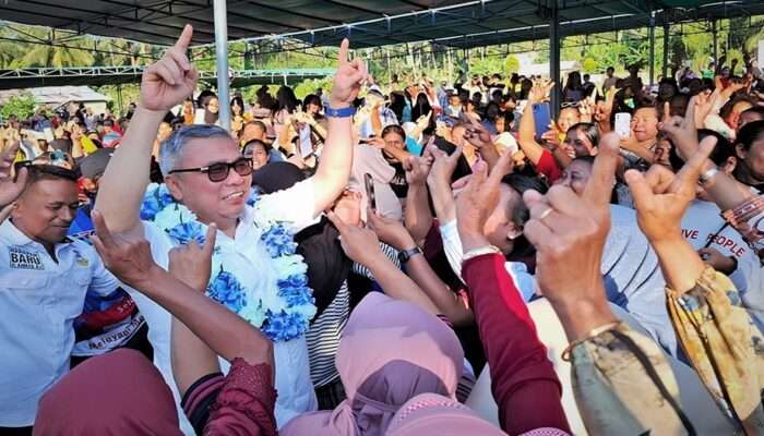 Ronald Gulla Turun Gunung, Ahmad Ali Makin Sulit Dikalahkan