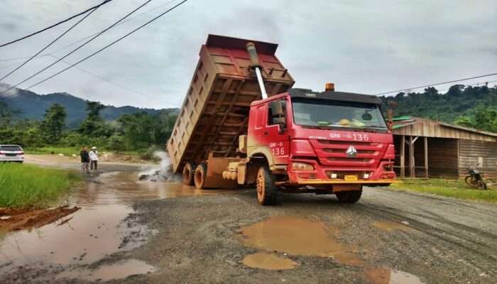PT GNI Bantu Peningkatan Infrastruktur di Sekitar Smelter Nikel