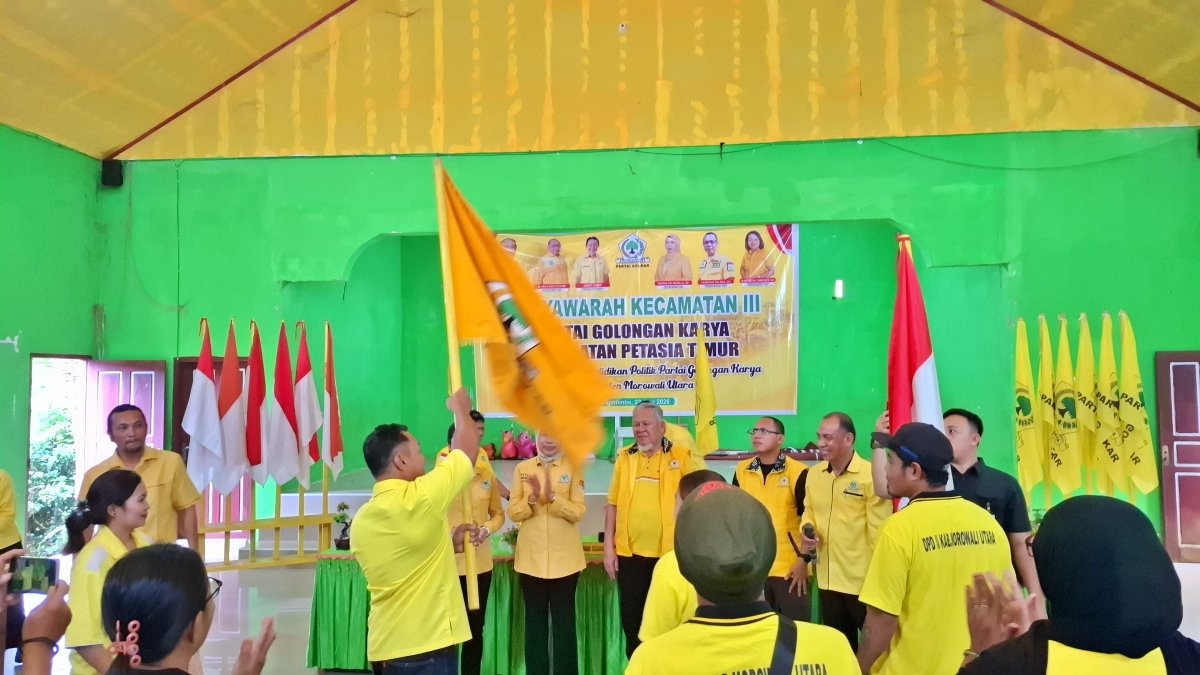 Ketua PK Golkar Kecamatan Petasia Timur Darman